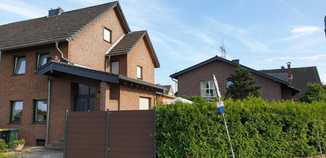 Gaestezimmer Junglas Bornheim  Exterior photo